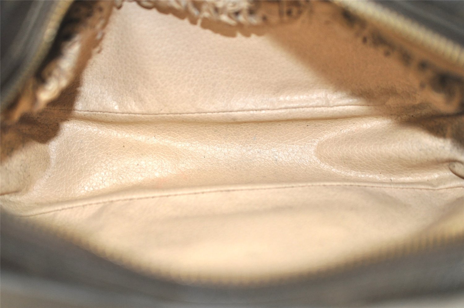 Auth Louis Vuitton Monogram Trousse Toilette 23 Clutch Hand Bag M47524 LV 4311K