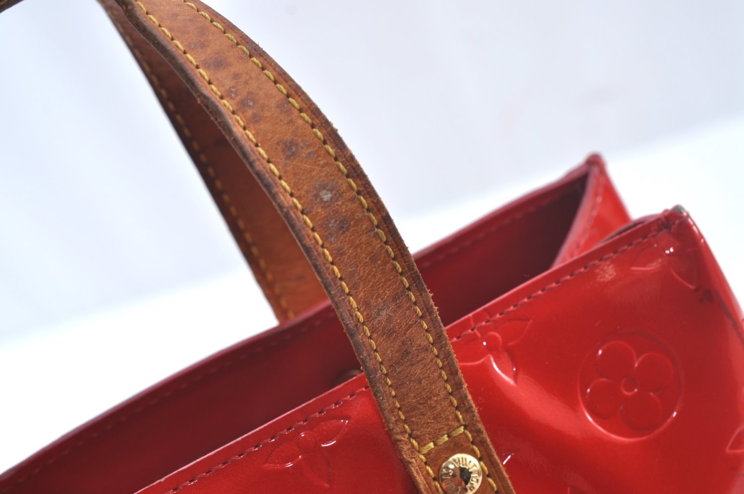 Authentic Louis Vuitton Vernis Reade PM Hand Bag Red M91088 LV 4312J