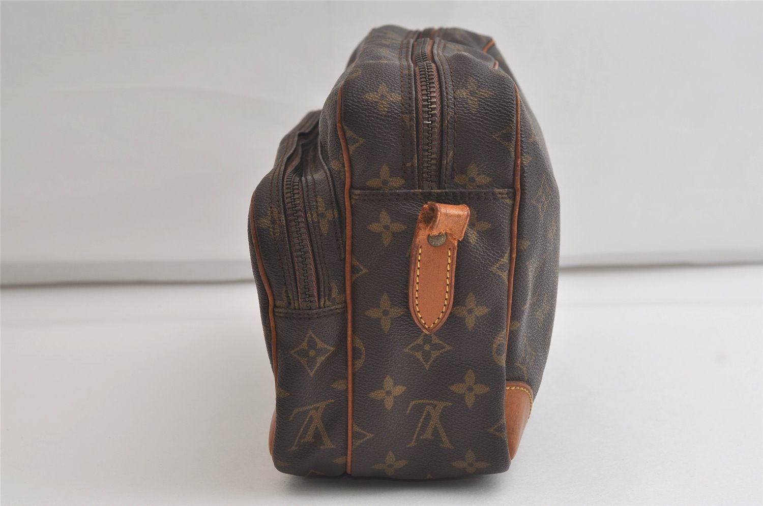 Authentic Louis Vuitton Monogram Nile Shoulder Cross Body Bag M45244 Junk 4312K