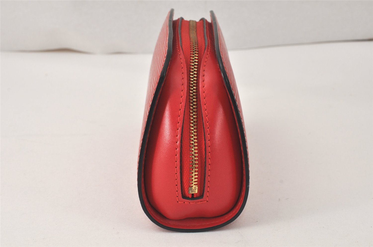 Authentic Louis Vuitton Epi Dauphine Cosmetic Pouch Red M48447 LV Junk 4313K