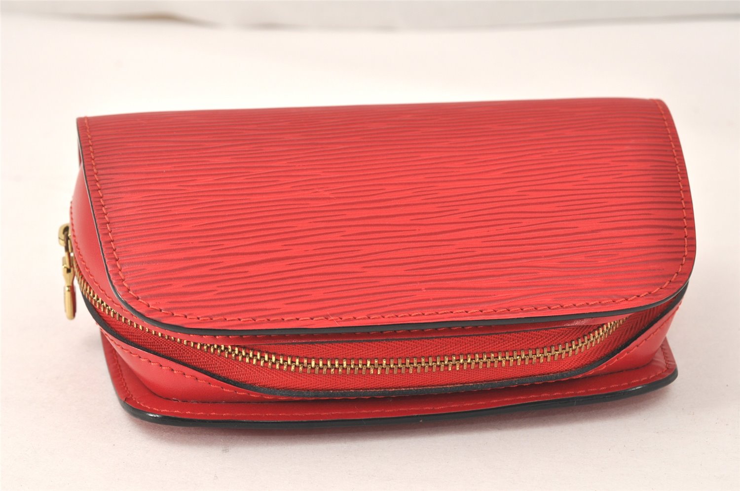 Authentic Louis Vuitton Epi Dauphine Cosmetic Pouch Red M48447 LV Junk 4313K