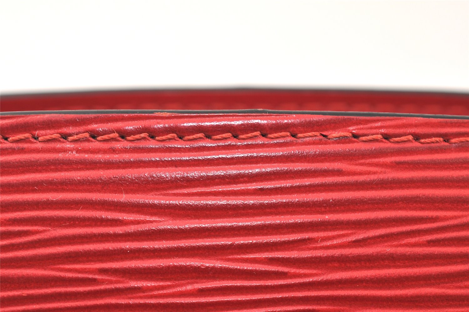 Authentic Louis Vuitton Epi Dauphine Cosmetic Pouch Red M48447 LV Junk 4313K