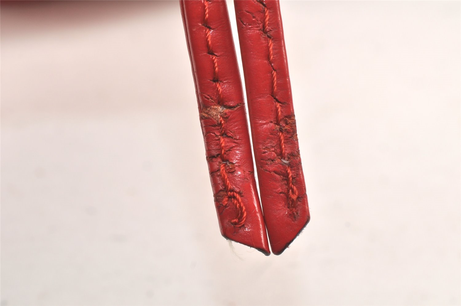 Authentic Louis Vuitton Epi Petit Noe Shoulder Drawstring Bag M44107 Red 4315K