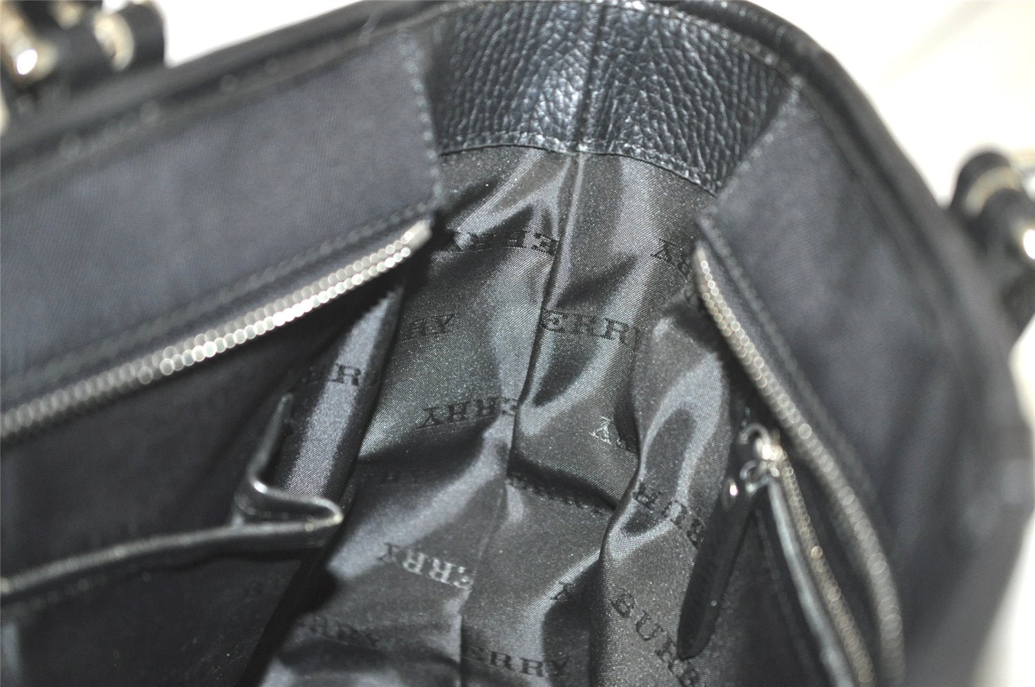 Authentic BURBERRY Nova Check Nylon Leather Shoulder Hand Bag Black 4317K