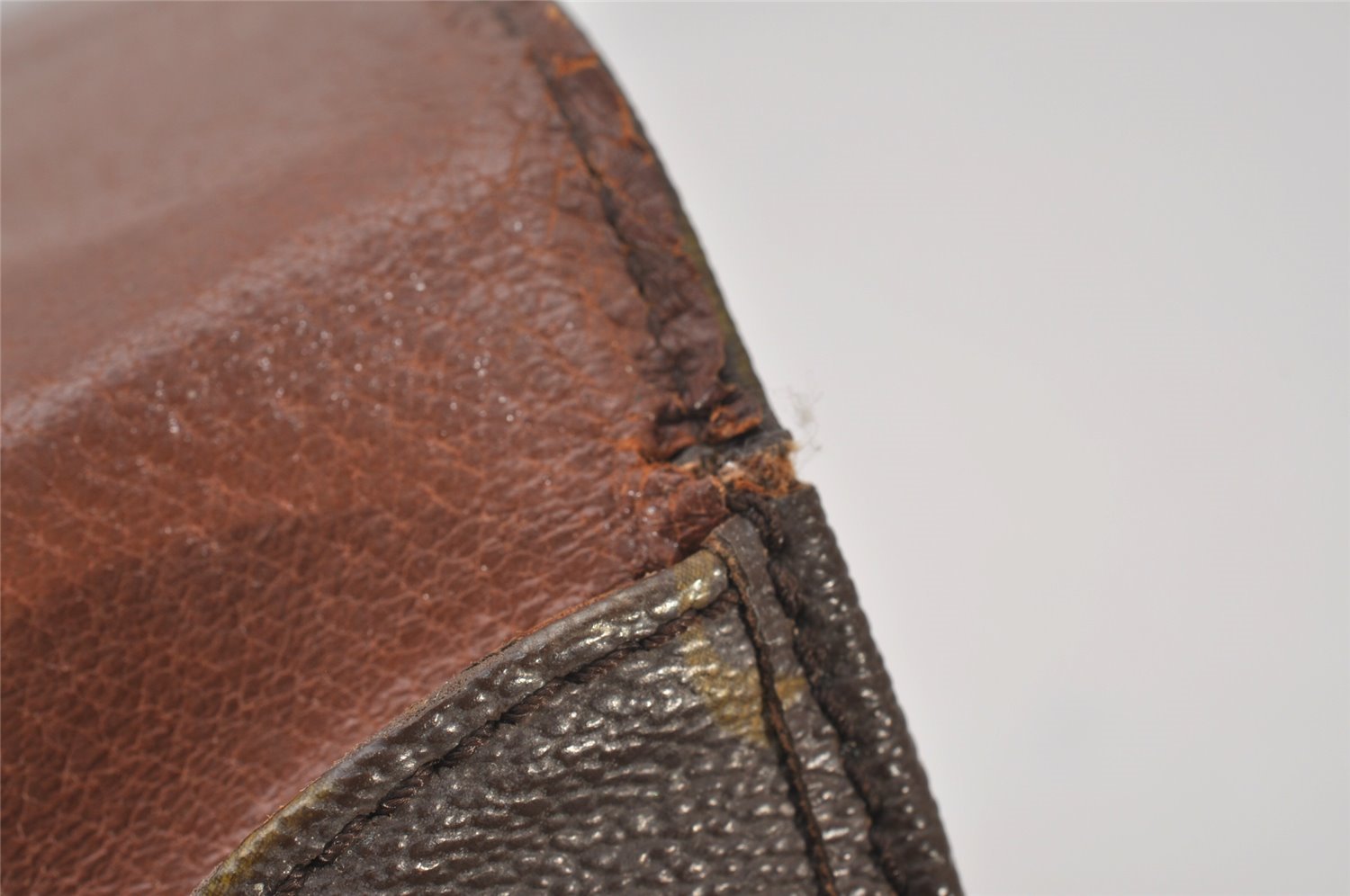 Authentic Louis Vuitton Monogram Cartouchiere GM Shoulder Bag Old Model 4318I