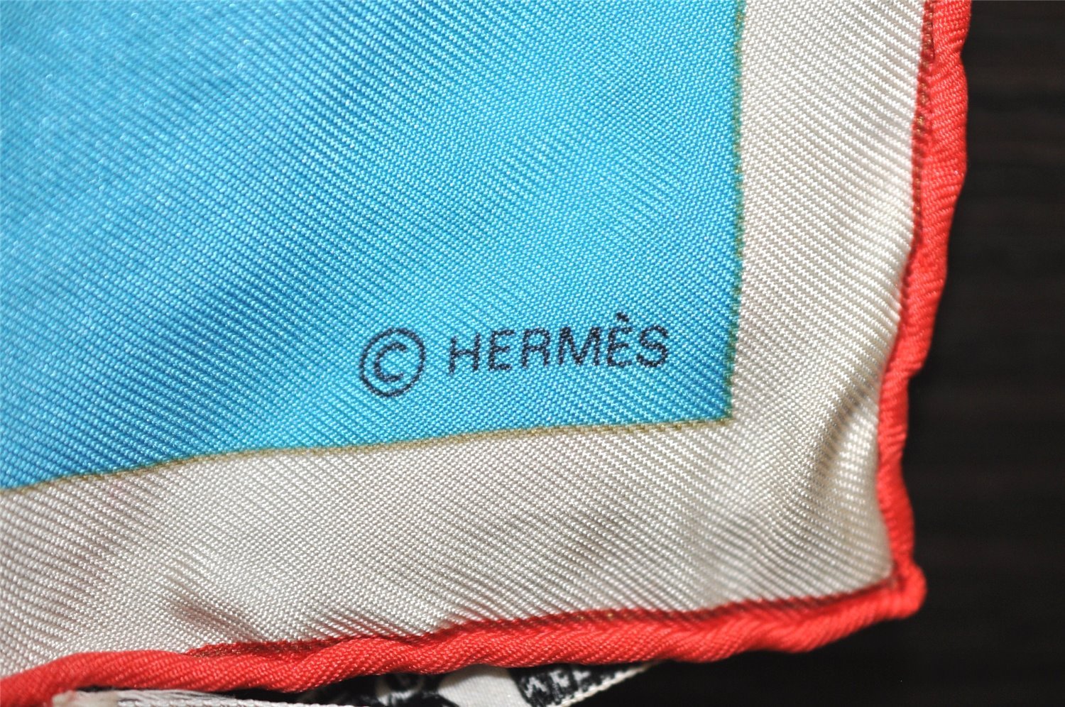 Authentic HERMES Carre 90 Scarf 