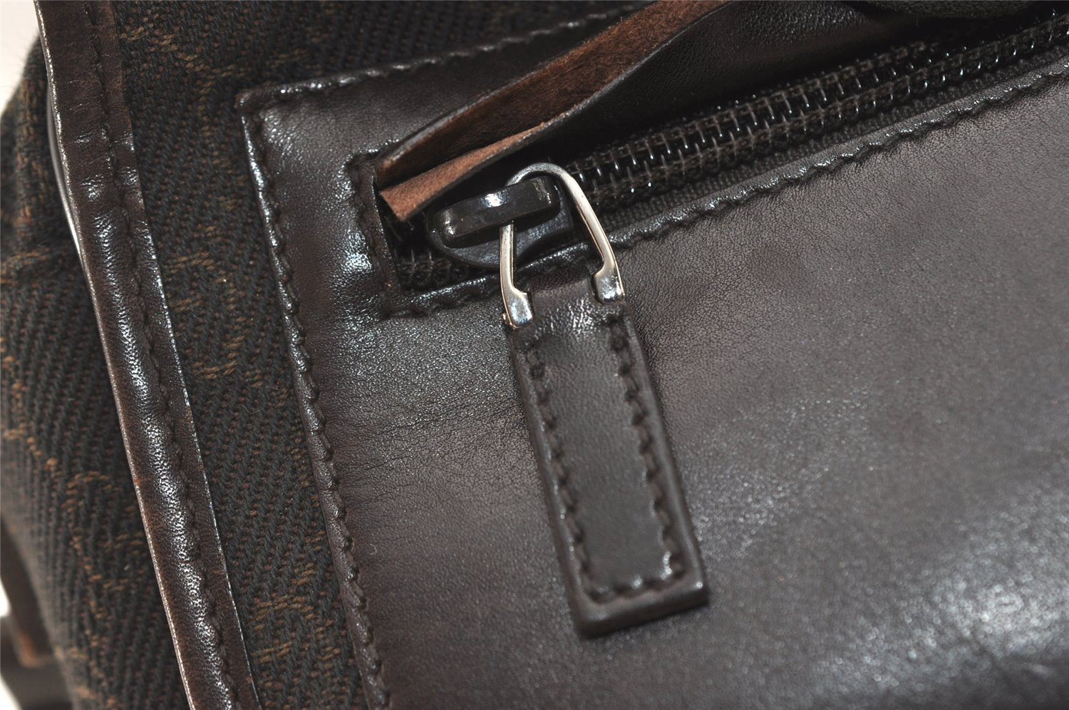 Authentic GUCCI Shoulder Cross Body Bag GG Canvas Leather 28562 Brown 4319J