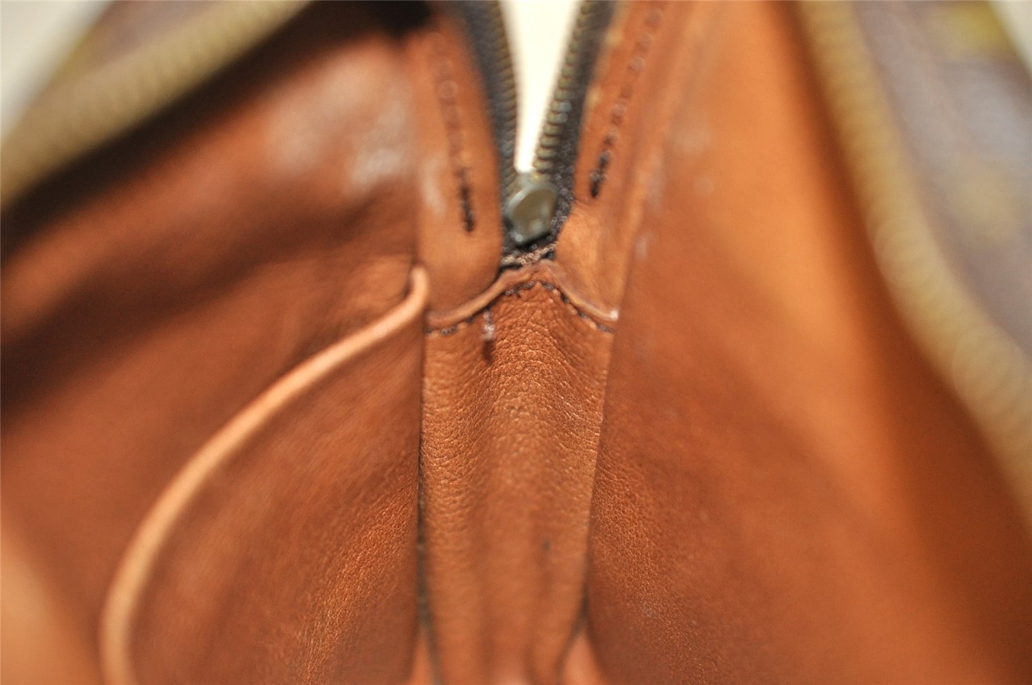 Authentic Louis Vuitton Monogram Danube Shoulder Cross Bag Old Model LV 4322I