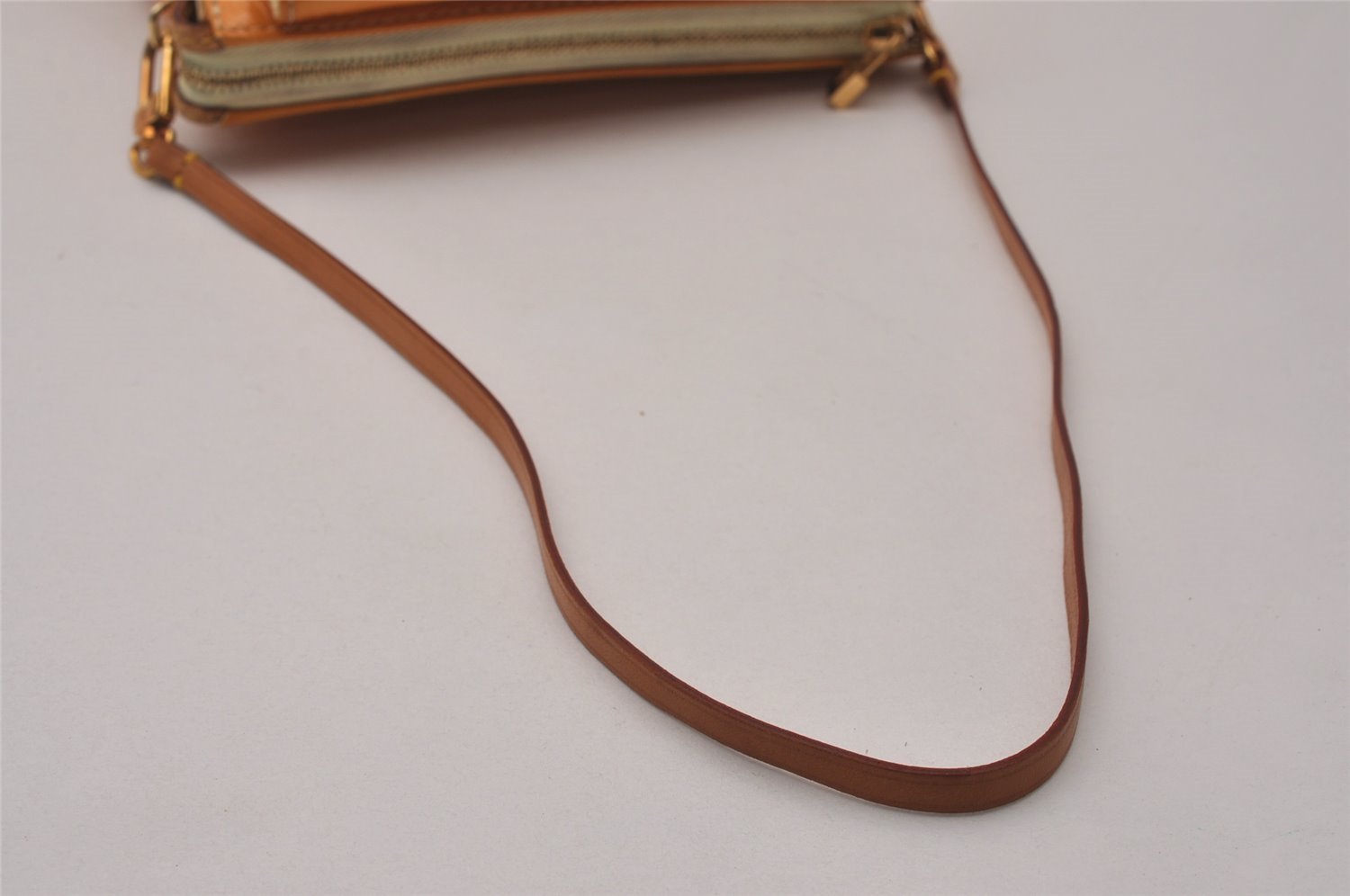 Auth Louis Vuitton Monogram Vernis Mott Shoulder Hand Bag Yellow M91059 LV 4325J