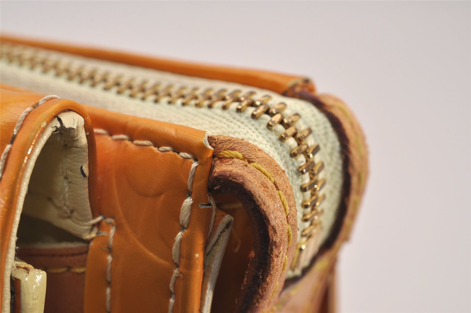 Auth Louis Vuitton Monogram Vernis Mott Shoulder Hand Bag Yellow M91059 LV 4325J