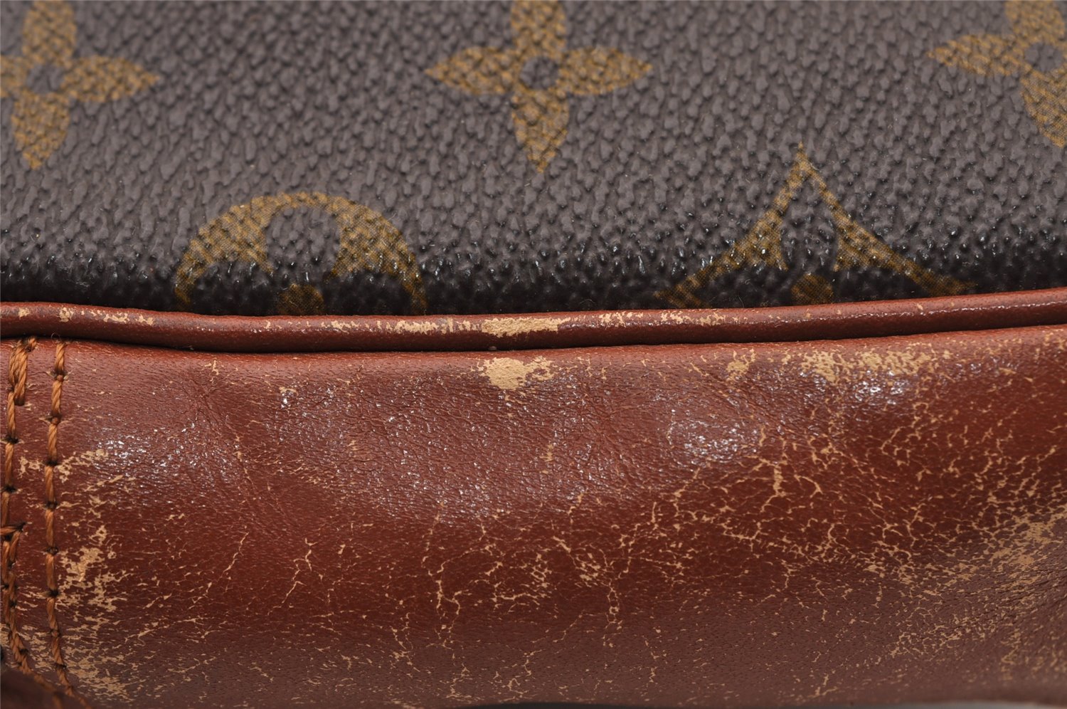 Authentic Louis Vuitton Monogram Pochette Sport Clutch Bag Old Model Junk 4327I