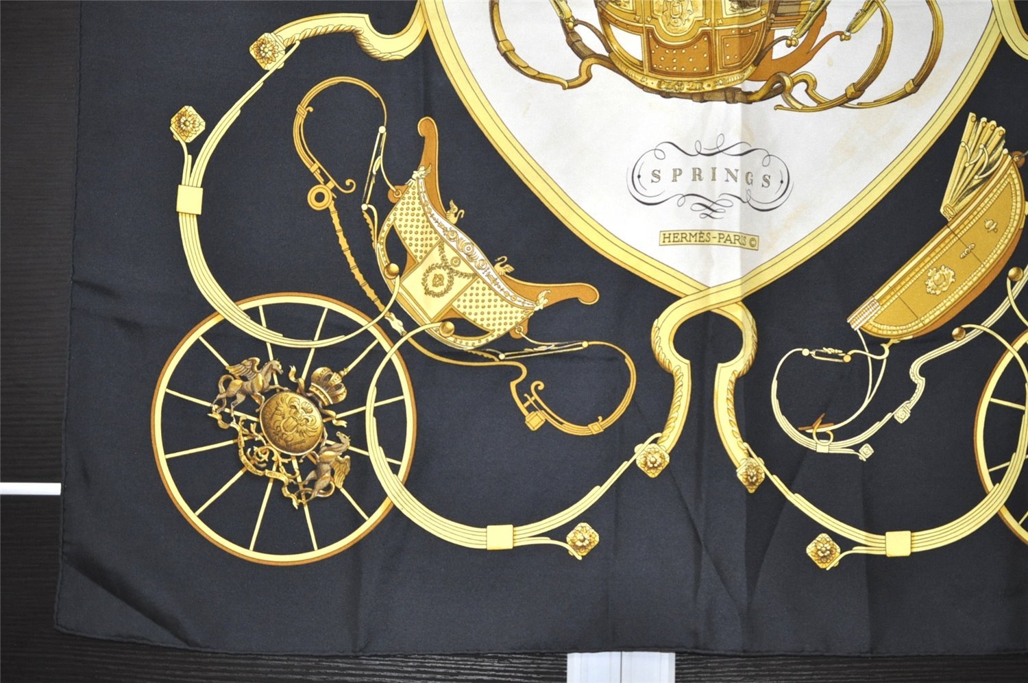 Authentic HERMES Carre 90 Scarf 