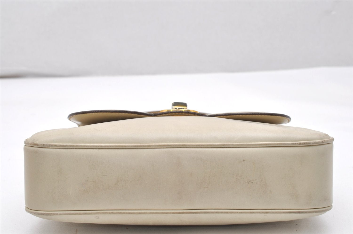Authentic GUCCI Vintage Shoulder Hand Bag Purse Leather White 4329K