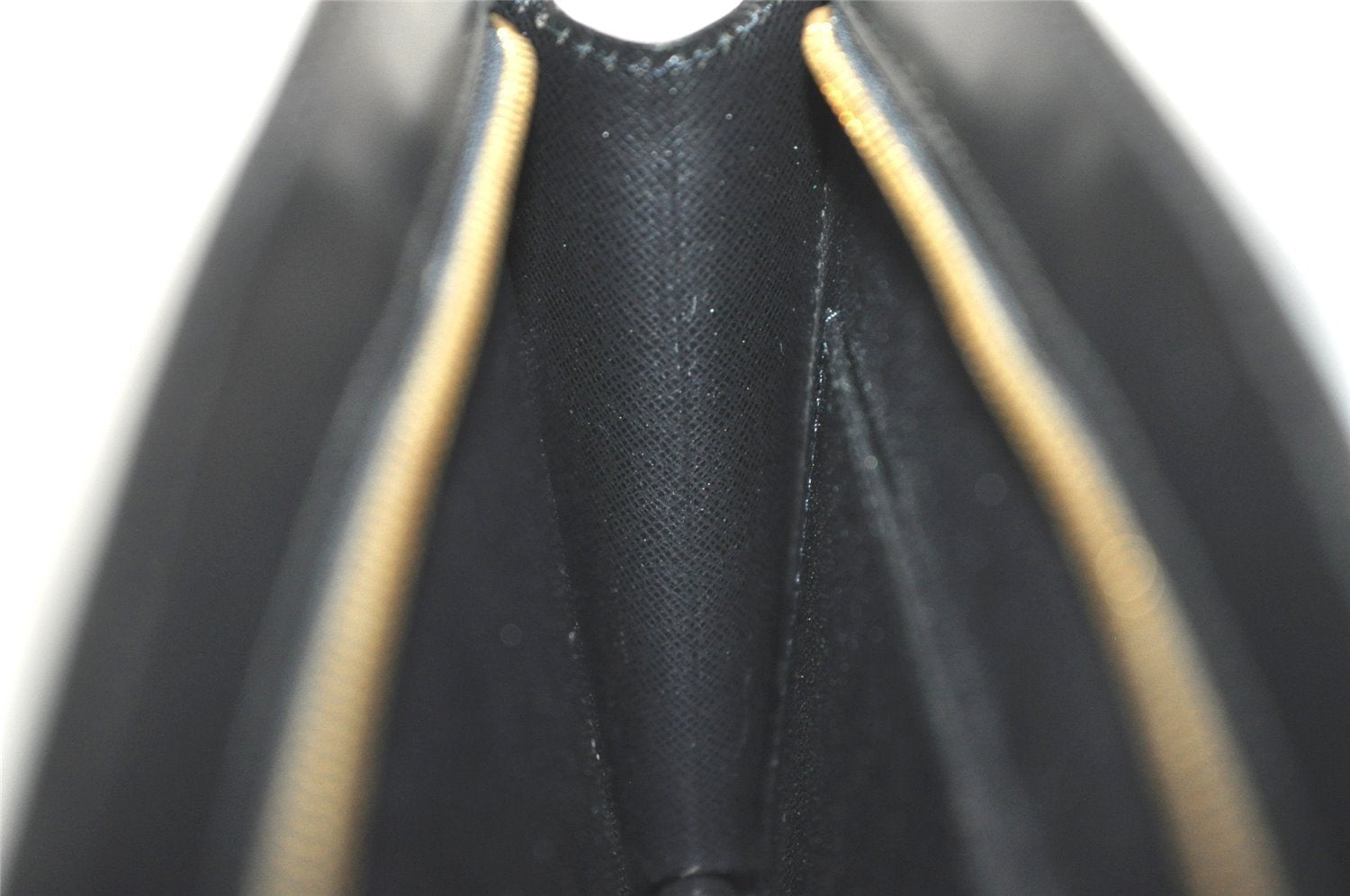 Authentic Louis Vuitton Epi Pochette Homme Clutch Hand Bag Black M52522 LV 4331I