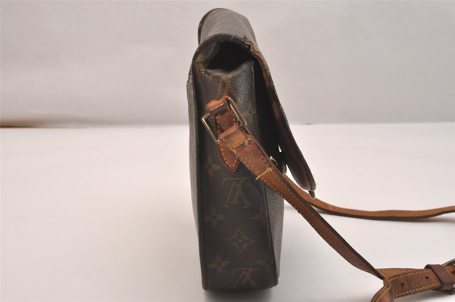 Authentic Louis Vuitton Monogram Saint Cloud GM M51242 Shoulder Cross Bag 4331J