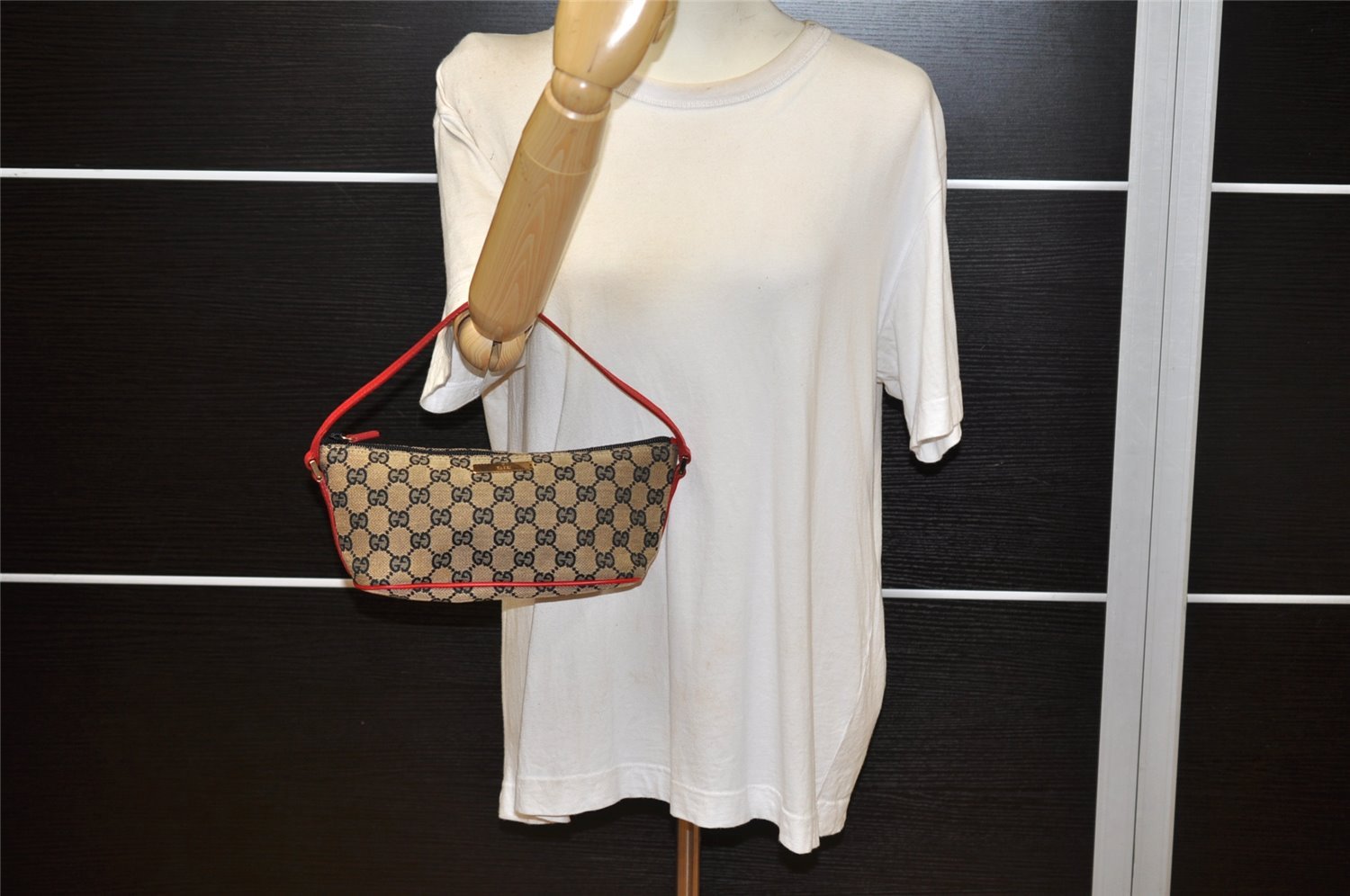 Authentic GUCCI Hand Bag Pouch Purse GG Canvas Leather 0391103 Black Red 4331K