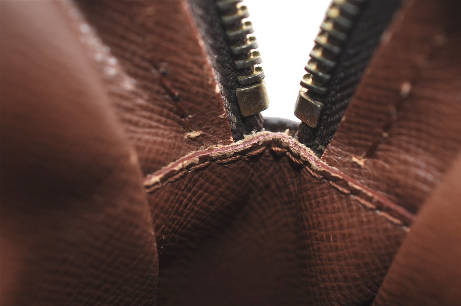 Authentic Louis Vuitton Monogram Amazone Shoulder Cross Bag M45236 Junk 4332I