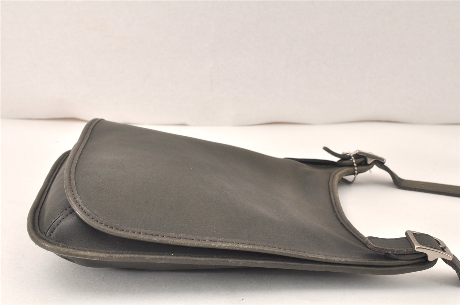 Authentic OLD COACH Vintage Shoulder Cross Bag Leather 9135 Khaki Green 4334K
