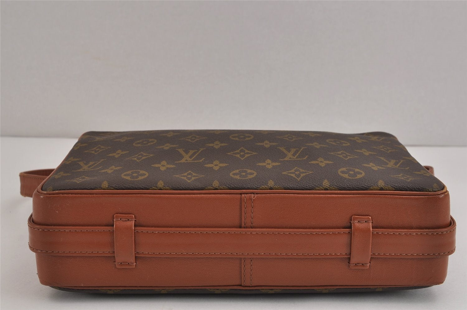Authentic Louis Vuitton Monogram Sac Bandouliere 30 Shoulder Bag Old Model 4337J