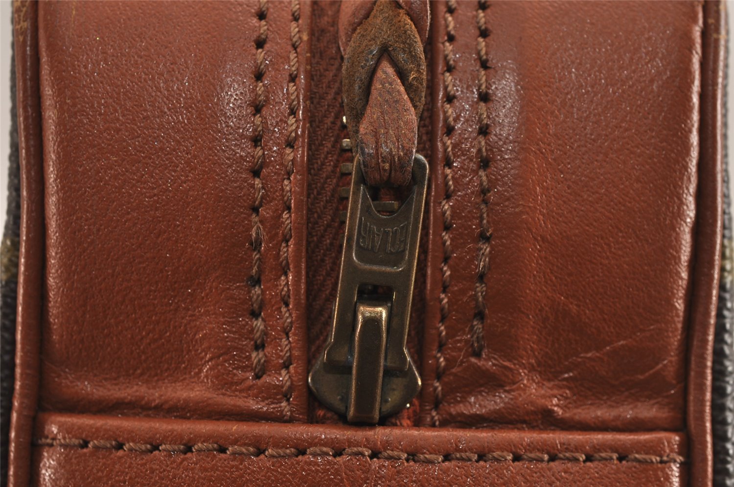 Authentic Louis Vuitton Monogram Sac Bandouliere 30 Shoulder Bag Old Model 4337J