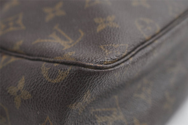 Auth Louis Vuitton Monogram Trousse Toilette 28 Clutch Hand Bag M47522 LV 4338K