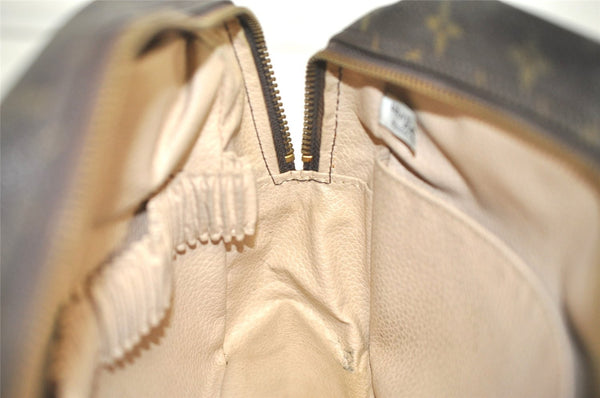 Auth Louis Vuitton Monogram Trousse Toilette 28 Clutch Hand Bag M47522 LV 4338K