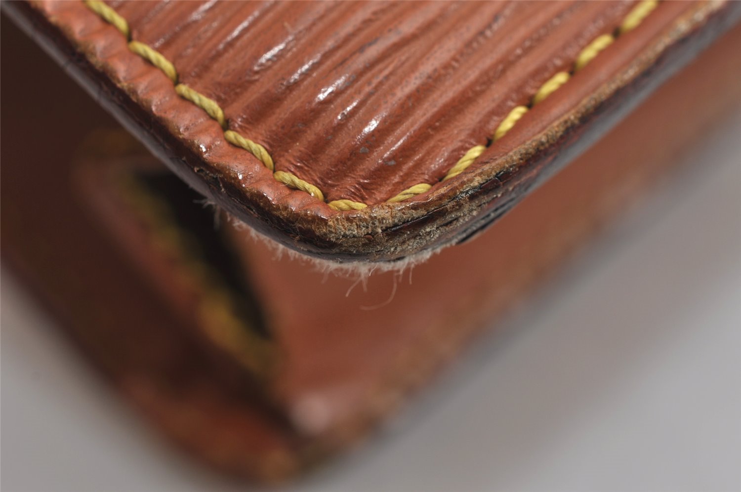 Authentic Louis Vuitton Epi Pochette Homme Clutch Bag Brown M52528 Junk 4339J