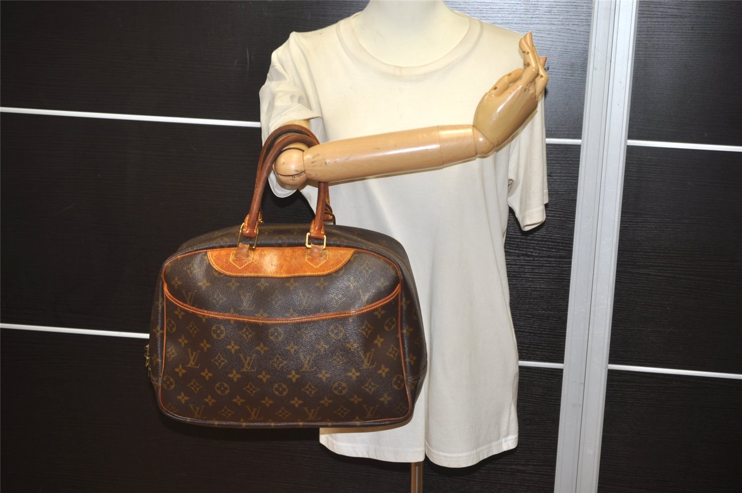 Authentic Louis Vuitton Monogram Deauville Hand Bag M47270 LV 4346J