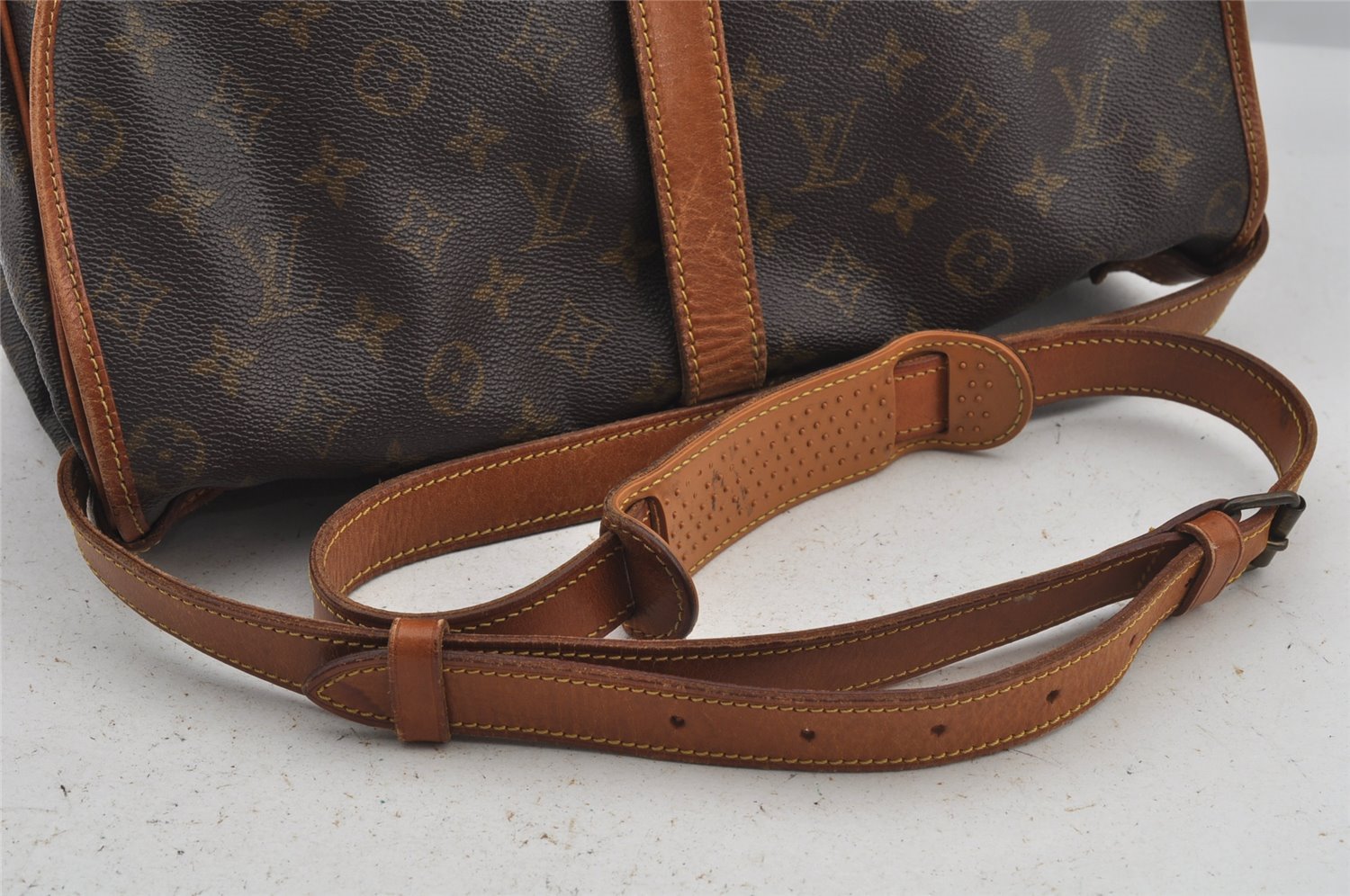 Authentic Louis Vuitton Monogram Saumur 35 Shoulder Cross Bag M42254 LV 4347J