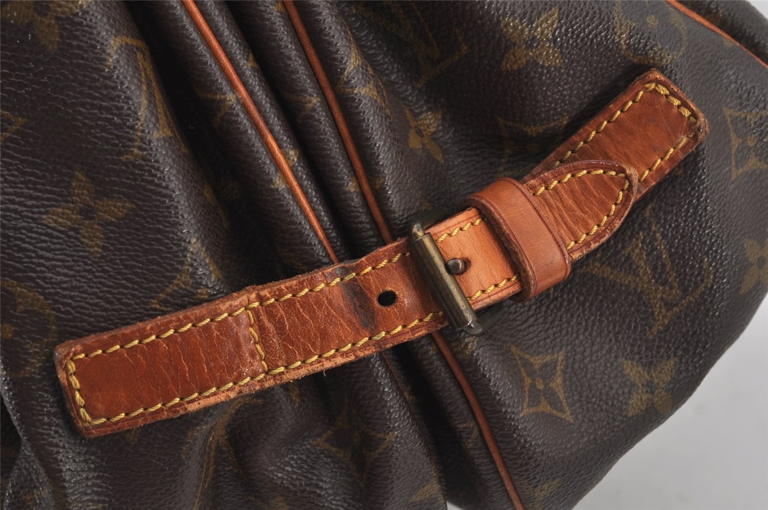 Authentic Louis Vuitton Monogram Saumur 35 Shoulder Cross Bag M42254 LV 4347J