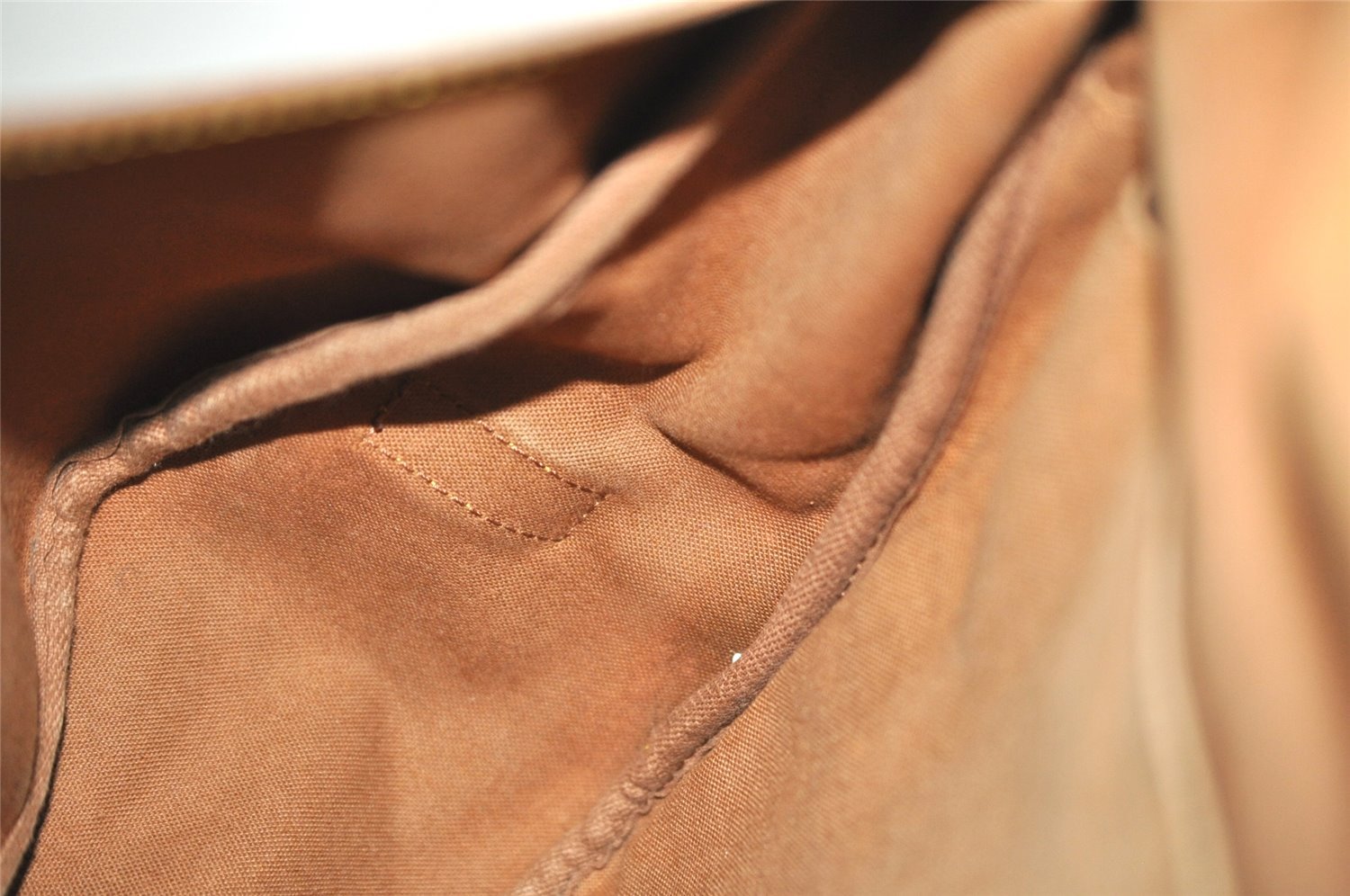 Authentic Louis Vuitton Monogram Saumur 35 Shoulder Cross Bag M42254 LV 4347J