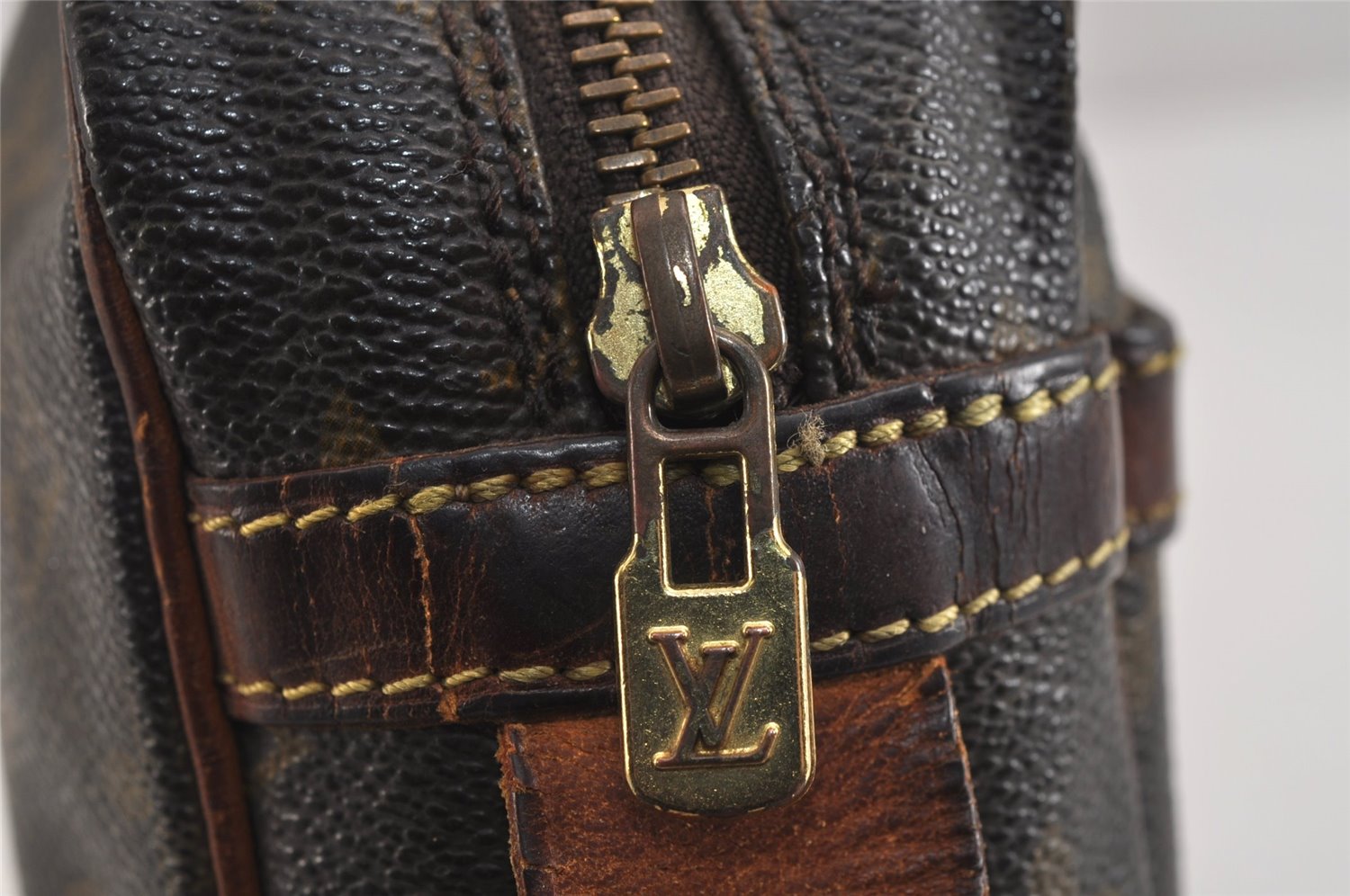 Authentic Louis Vuitton Monogram Compiegne 28 Clutch Hand Bag M51845 LV 4348J