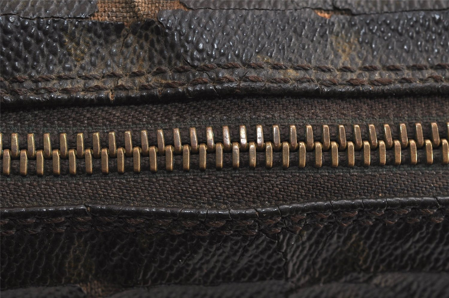 Authentic Louis Vuitton Monogram Compiegne 28 Clutch Hand Bag M51845 LV 4348J