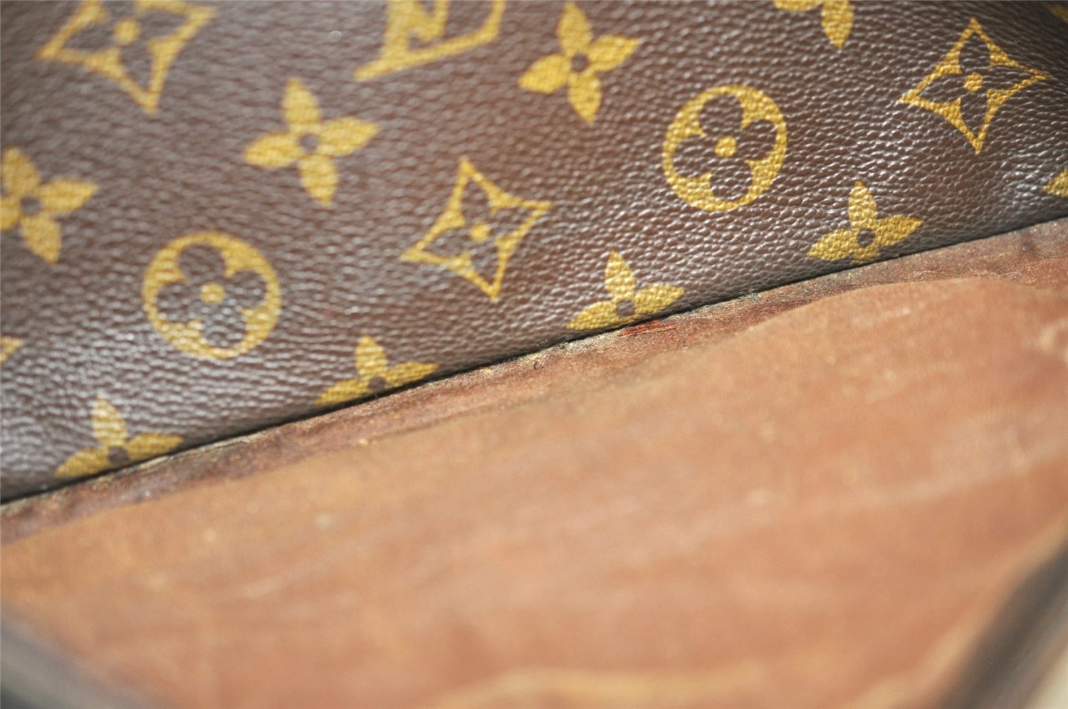 Authentic Louis Vuitton Monogram Compiegne 28 Clutch Hand Bag M51845 LV 4348J