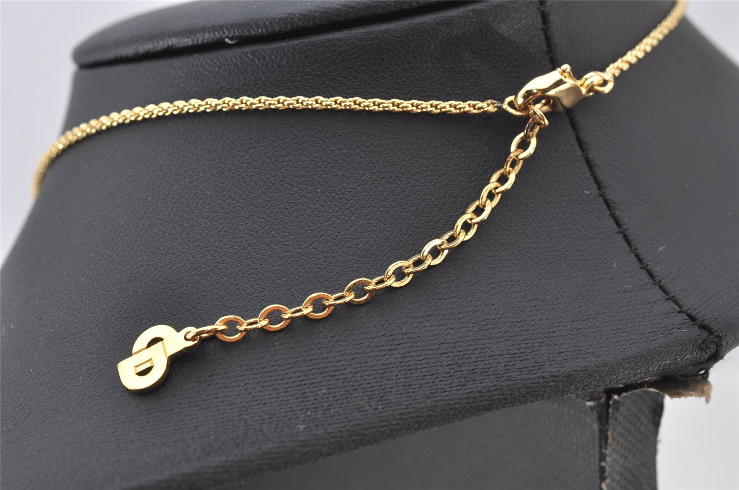 Authentic Christian Dior Gold Tone Chain Pendant Necklace CD 4348K