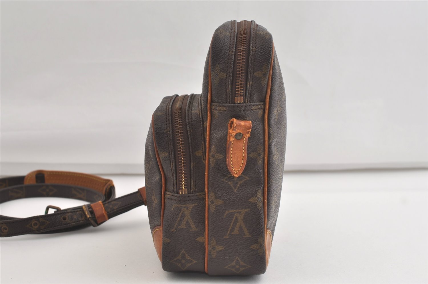 Authentic Louis Vuitton Monogram Amazone Shoulder Cross Bag M45236 Junk 4353K