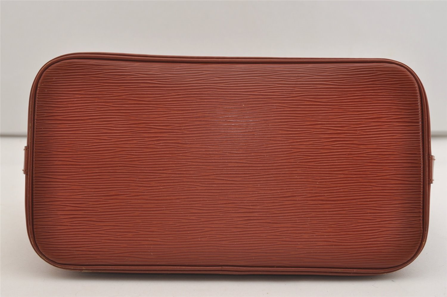 Authentic Louis Vuitton Epi Alma PM Hand Bag Brown M52143 LV 4356J