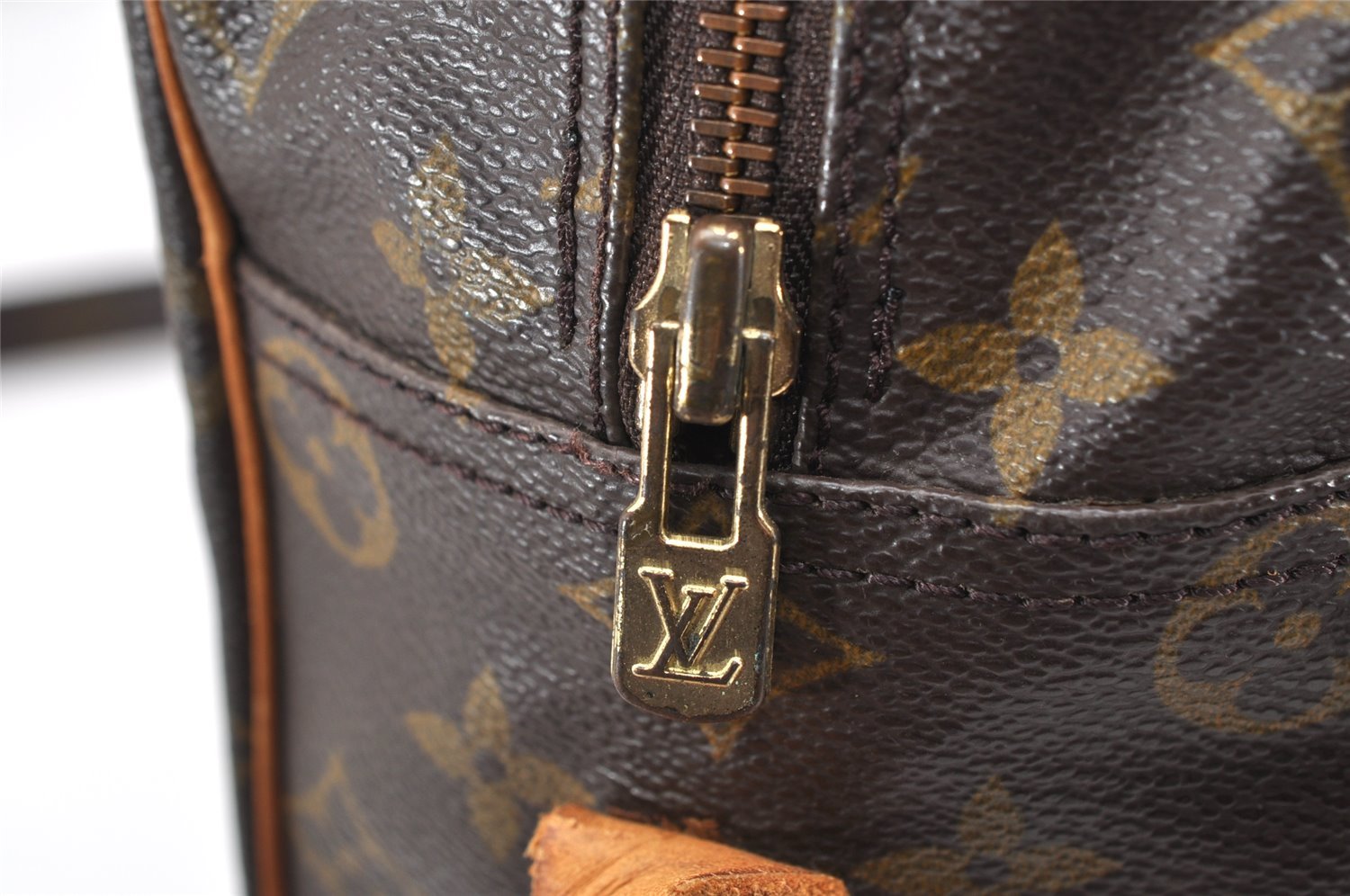 Authentic Louis Vuitton Monogram Nile 34 Shoulder Cross Body Bag M45242 LV 4359K