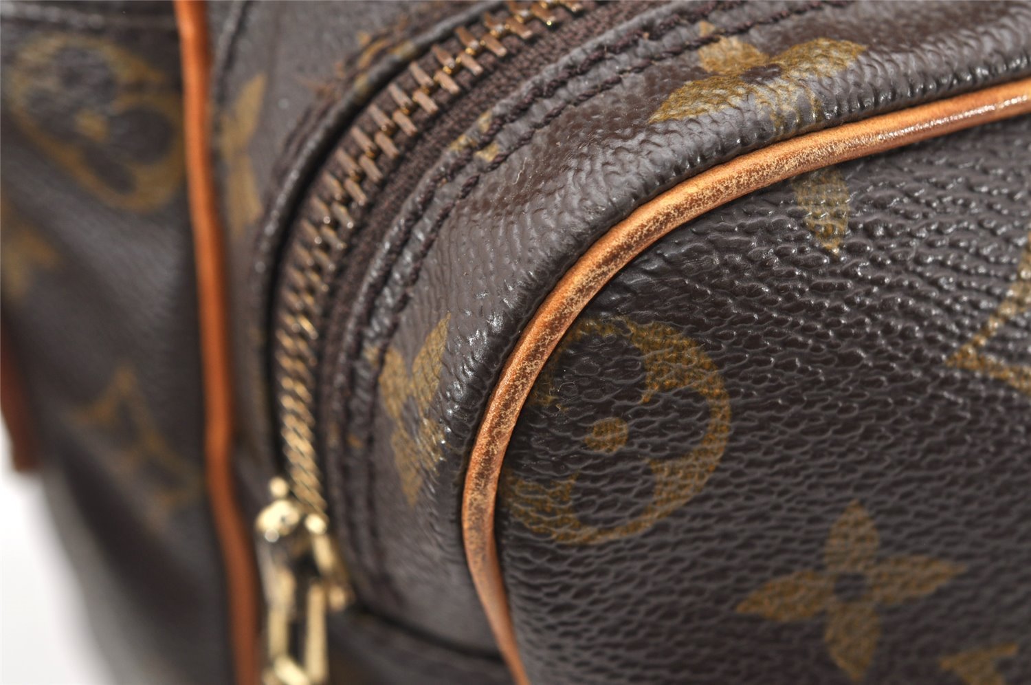 Authentic Louis Vuitton Monogram Nile 34 Shoulder Cross Body Bag M45242 LV 4359K