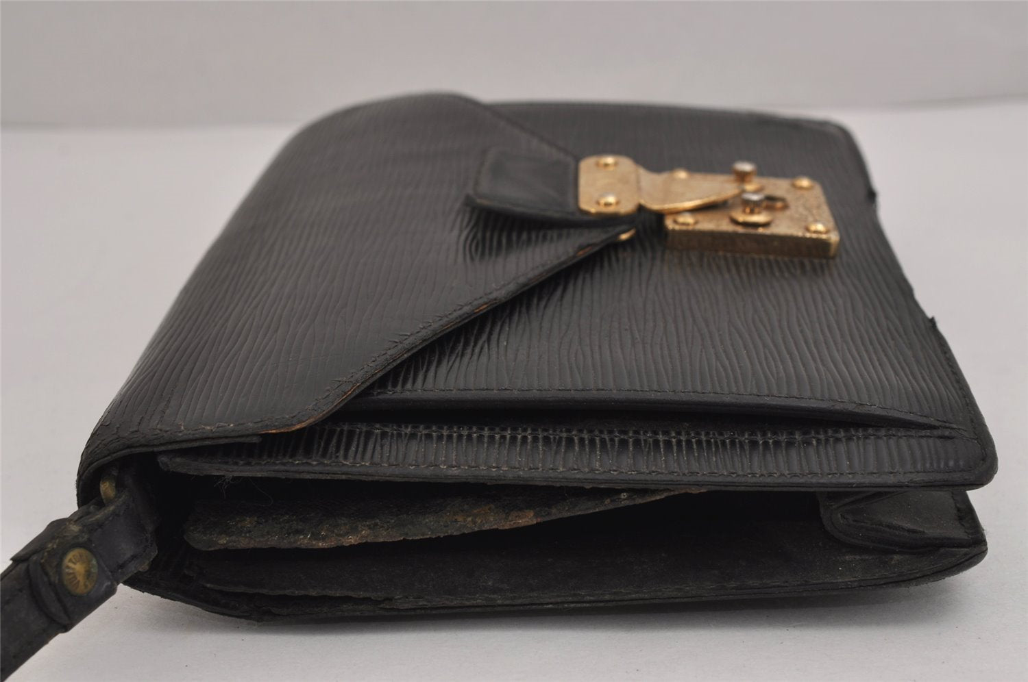 Authentic Louis Vuitton Epi Sellier Dragonne Clutch Bag Black M52612 Junk 4361J