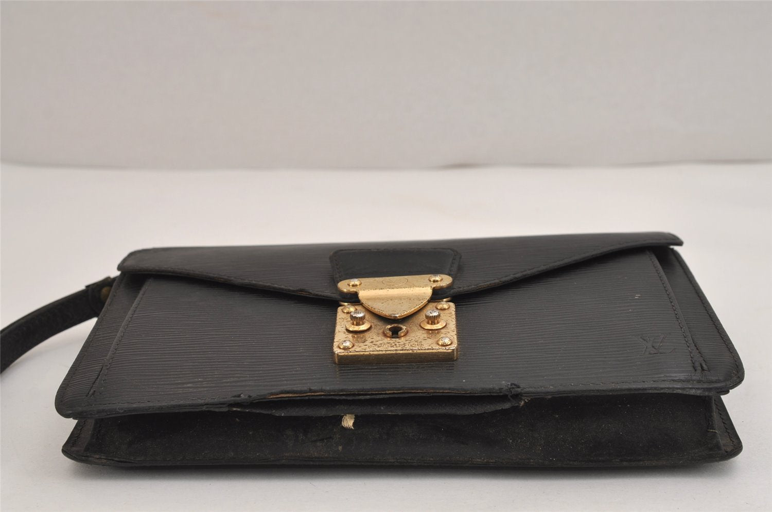 Authentic Louis Vuitton Epi Sellier Dragonne Clutch Bag Black M52612 Junk 4361J