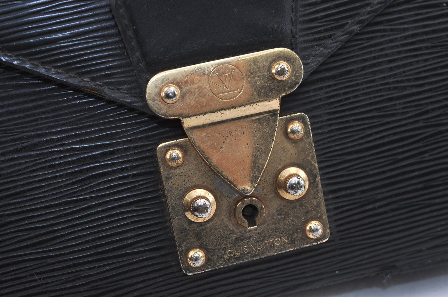 Authentic Louis Vuitton Epi Sellier Dragonne Clutch Bag Black M52612 Junk 4361J