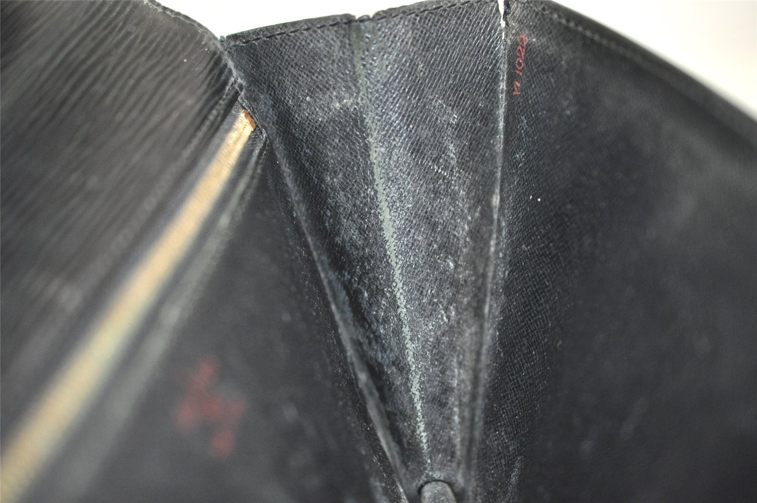 Authentic Louis Vuitton Epi Sellier Dragonne Clutch Bag Black M52612 Junk 4361J