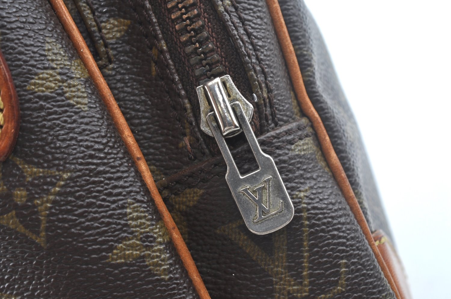 Auth Louis Vuitton Monogram Amazone Shoulder Cross Body Bag M45236 LV Junk 4365H