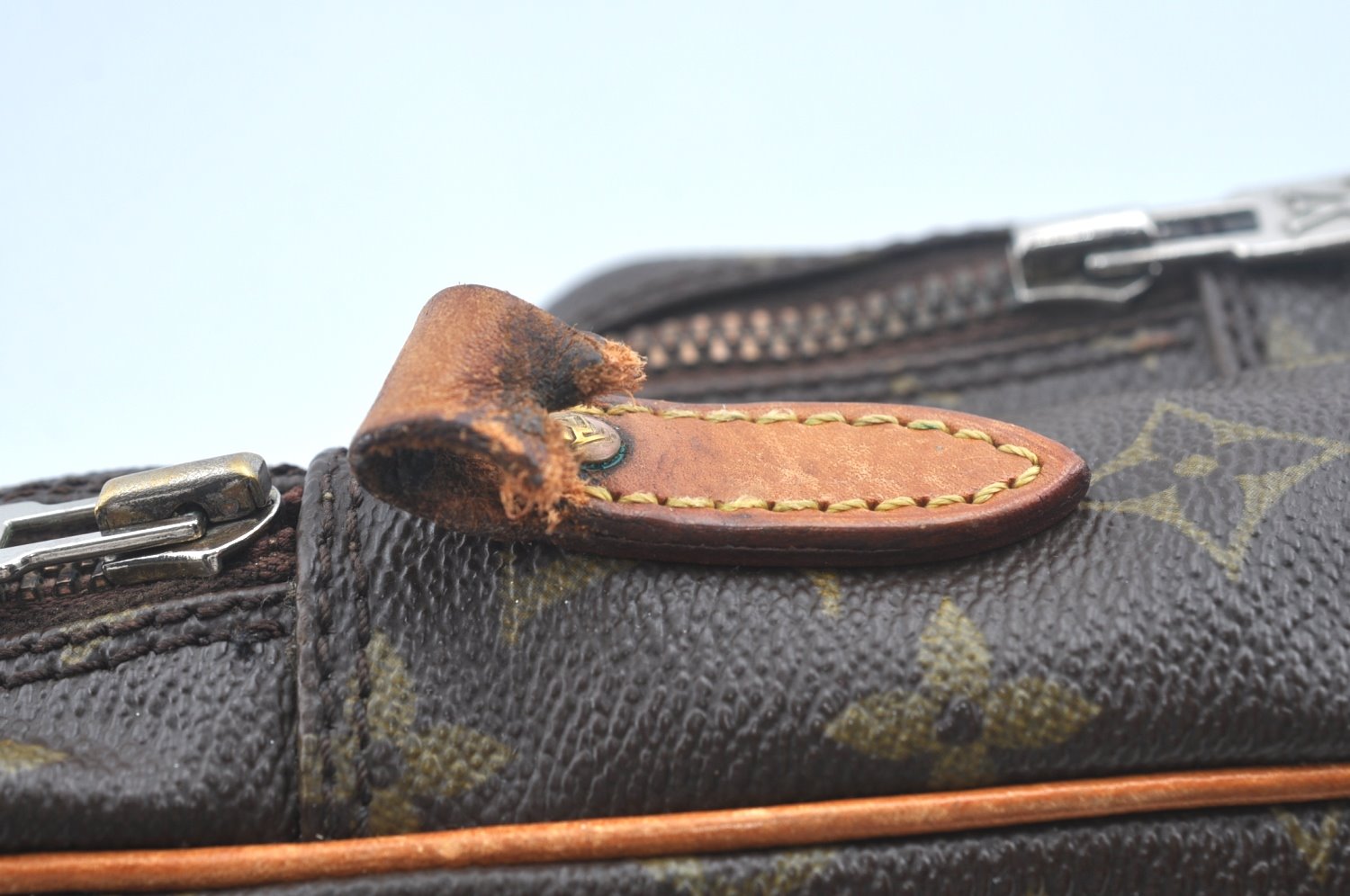 Auth Louis Vuitton Monogram Amazone Shoulder Cross Body Bag M45236 LV Junk 4365H