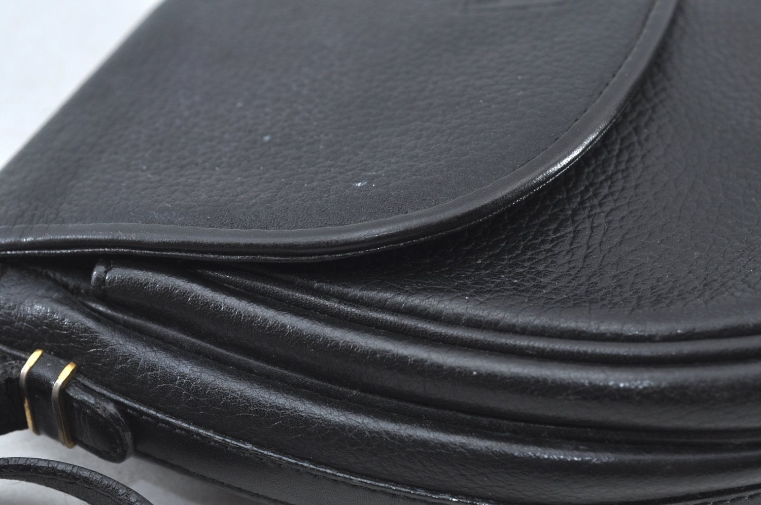 Authentic Burberrys Vintage Leather Shoulder Cross Body Bag Purse Black 4365J