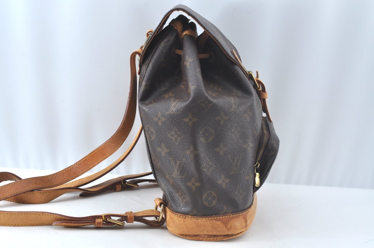 Authentic Louis Vuitton Monogram Montsouris MM Backpack M51136 LV 4366J