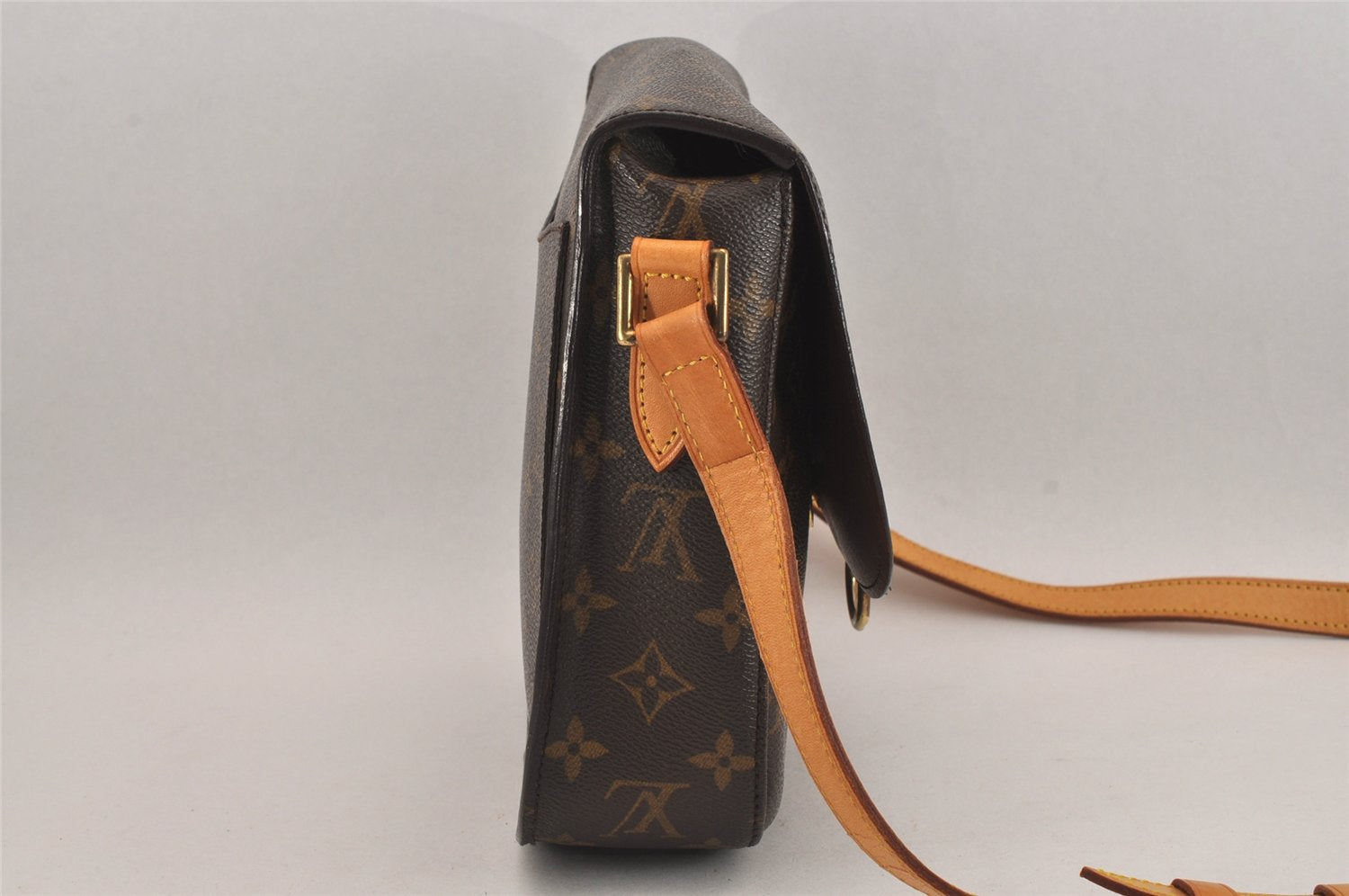 Authentic Louis Vuitton Monogram Saint Cloud GM M51242 Shoulder Cross Bag 4366M