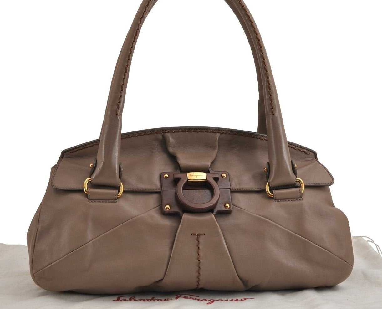 Authentic Salvatore Ferragamo Gancini Leather Shoulder Hand Tote Bag Brown 4367J