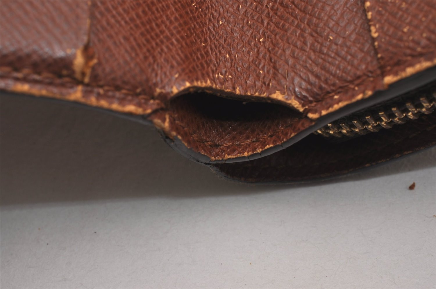 Authentic Louis Vuitton Monogram Compact Zip Bifold Wallet Purse M61667 LV 4369J